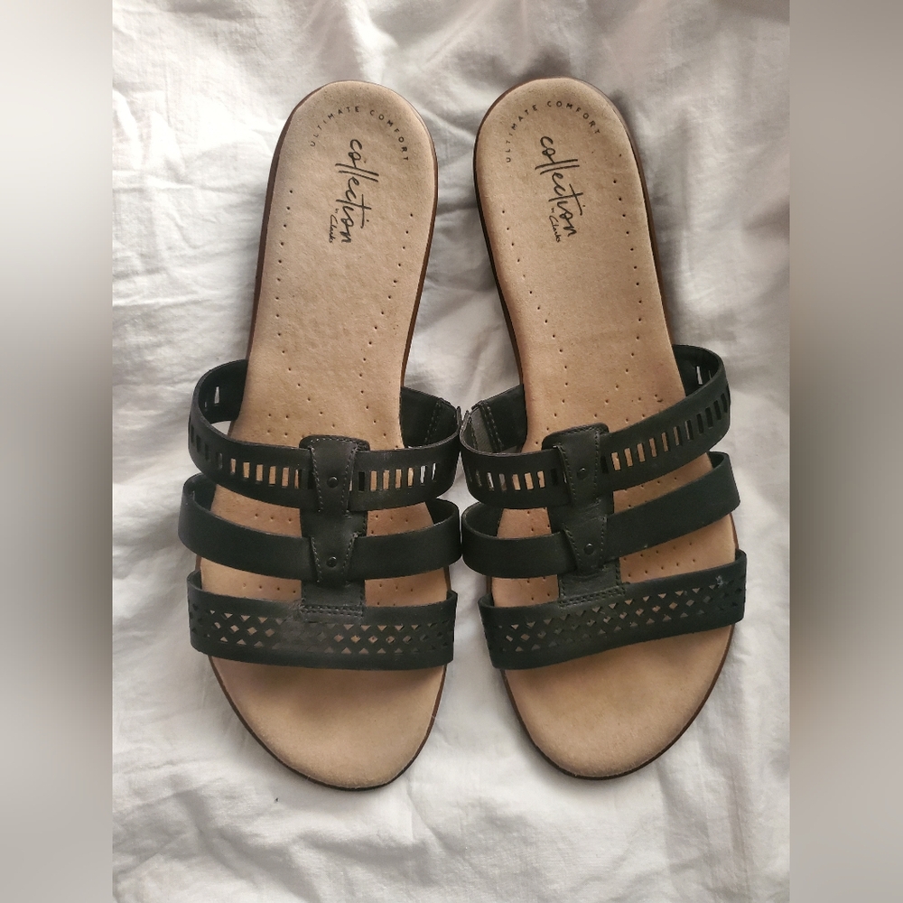 Clarks Womens Black Leather Slides Size 12